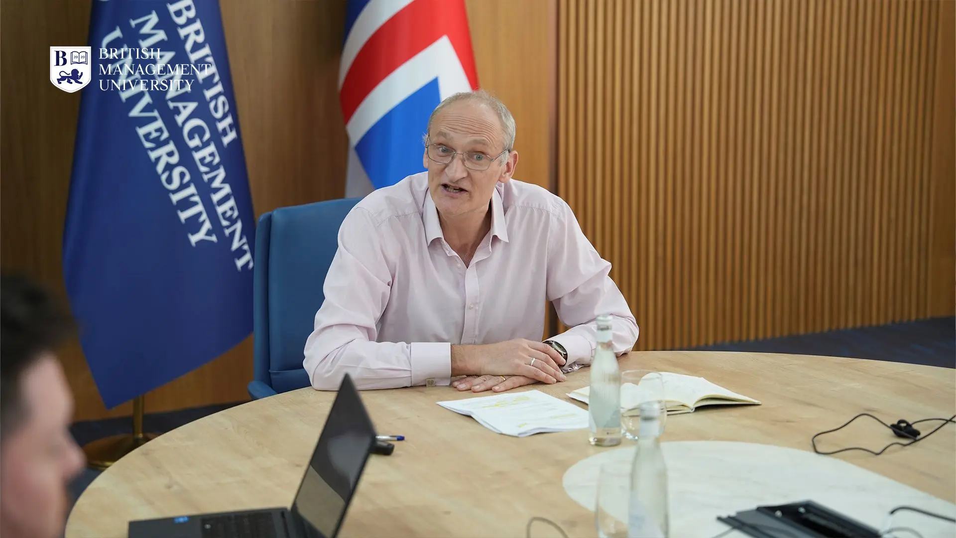 Nick Megoran BMUga Tashrif Buyurdi